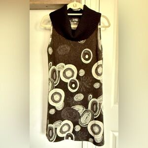 Elegant Black, Gray & white Patterned Sleeveless Dress